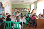 uczniowie z klasy drugiej c z MZS 

nr 6 na zajęciach w Bibliotece  