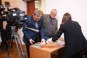 	sprzedaż nowej ksiązki A. Ćmiecha	