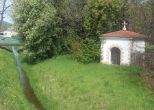 Powiększ zdjęcie Kapliczka nad Stróżowianką w ogrodzie Chwastowiczów