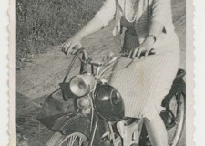 Powiększ zdjęcie Stanisława Wójtowicz (Gaber); Łosie 1956 rok