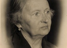 Powiększ zdjęcie Teofila Kijowska z domu Kulig; Gorlice, 28 marca 1932 roku