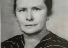 Powiększ zdjęcie Babcia — Bogusława Łuczejko