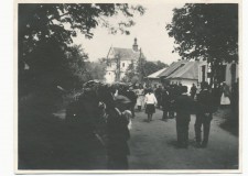 Powiększ zdjęcie Odpust w Kobylance; 24 maja 1931 roku; fot. Bohdan Jaciow 