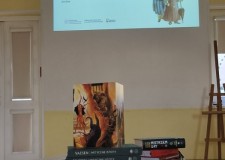 Przejdź do - Slajd%20prezentacji%20oraz%20ekspozycja%20gier%20i%20książek%20o%20tematyce%20RPG