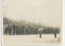Powiększ zdjęcie Zbigniew Laskoś na obozie sportowym; 19 lutego 1937 roku