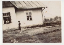Powiększ zdjęcie Dom rodzinny Bronisława Mrozka na Magdalenie (dziś ulica Krakowska 60)