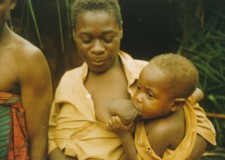 Powiększ zdjęcie Macierzyństwo