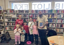 Przejdź do - Wspólne%20zdjęcie%20pamiątkowe