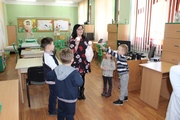 48 – Klubowicze zamieniają się w pingwiny