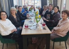 Powiększ zdjęcie Klubowiczki podczas spotkania DKK