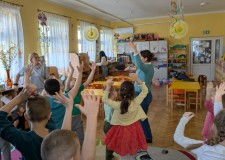 Powiększ zdjęcie Zabawa ruchowa