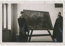 Powiększ zdjęcie Stanisław Zabierowski w Szkole Handlowej podczas okupacji
